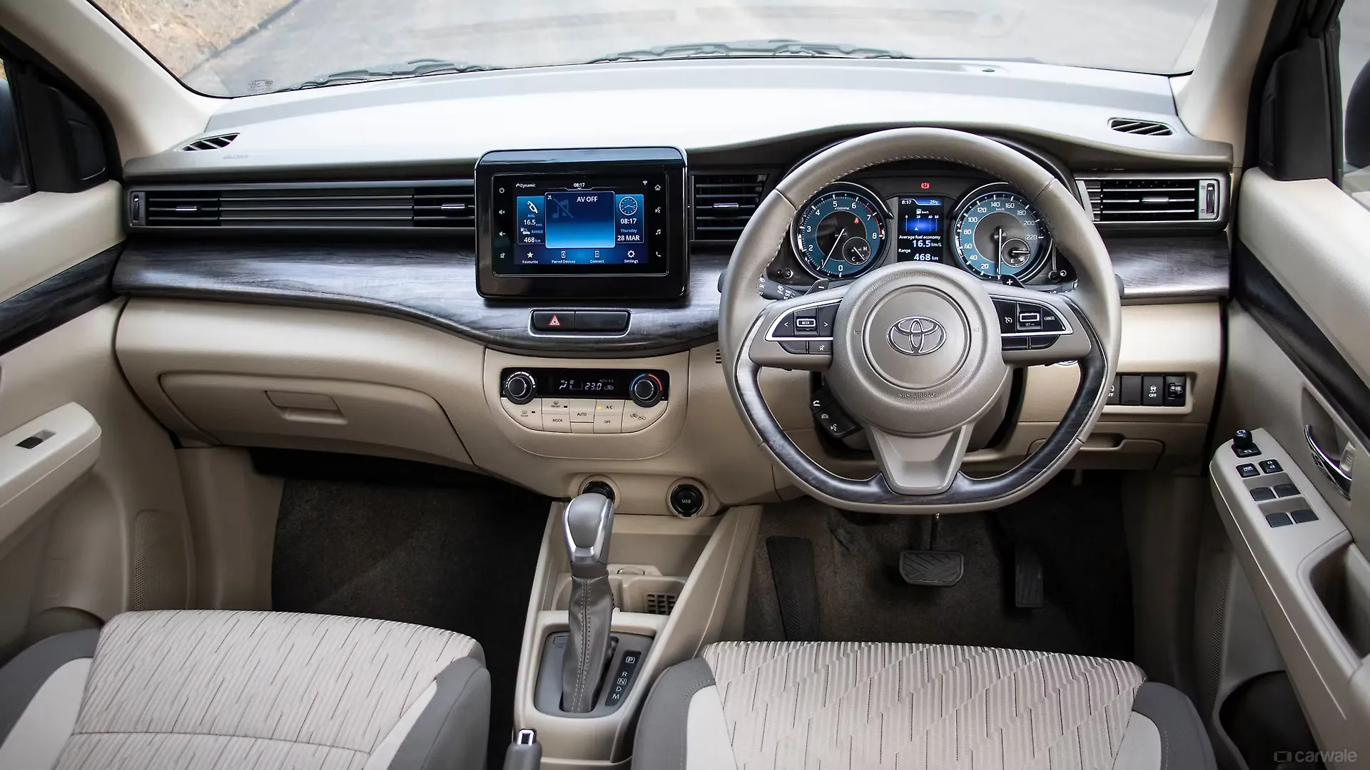 TOYOTA RUMION thumbnail 5